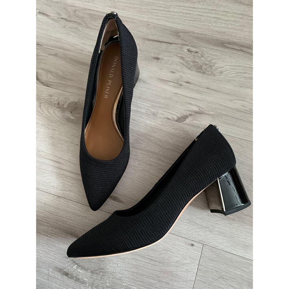 Donald J Pliner Suzette Pump Size 8.5